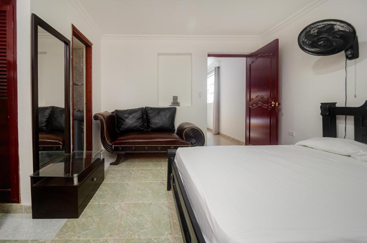 Vivienda Turistica Las Palmas Cartagena Eksteriør billede